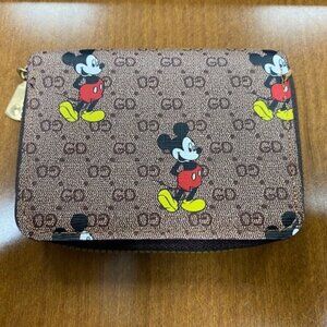 Mickey Mouse Wallet Beige, Tan 3x4 EUC, Women's Wallet Disney FREE SHIPPING!!